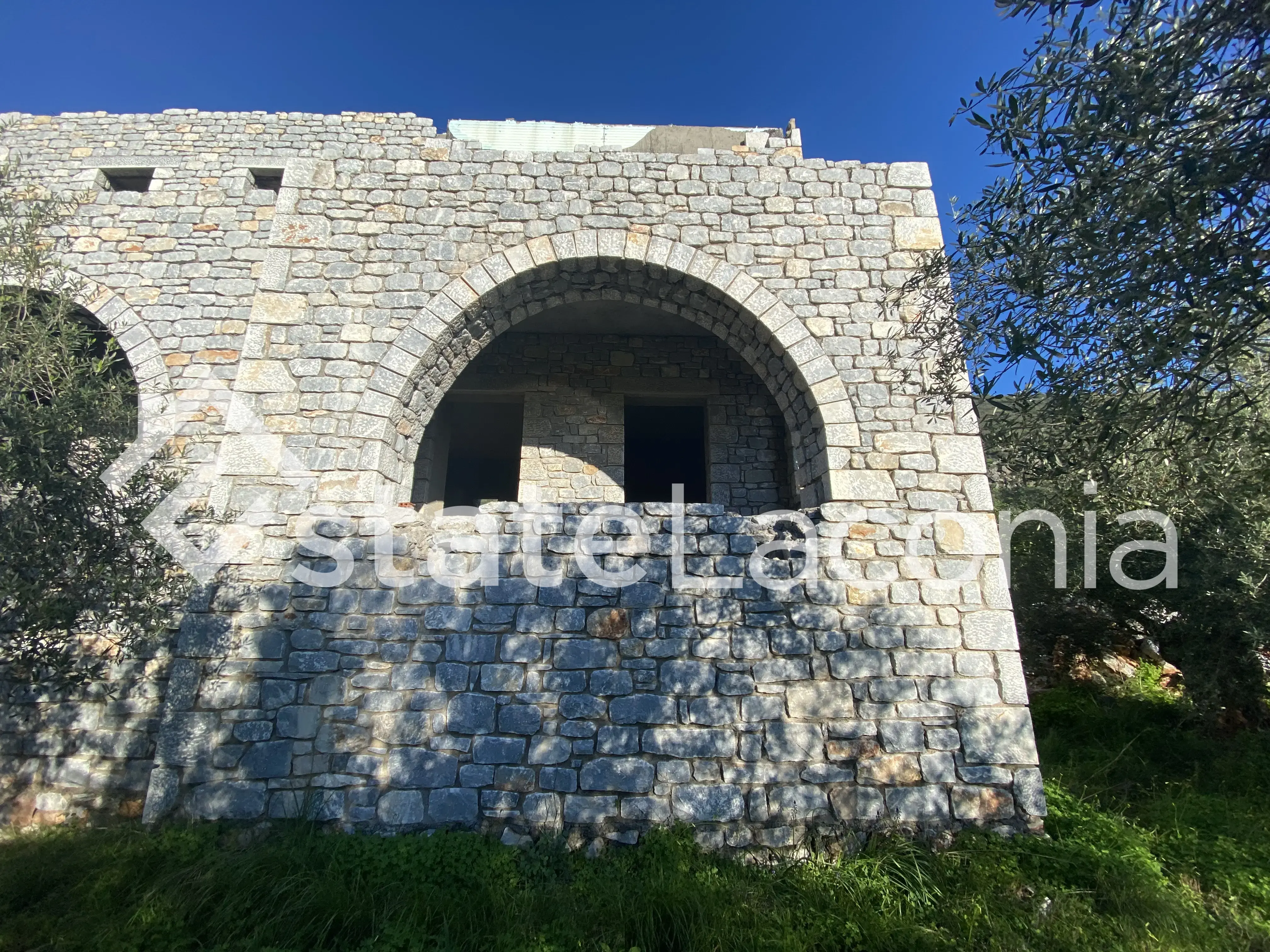 Μονοκατοικία