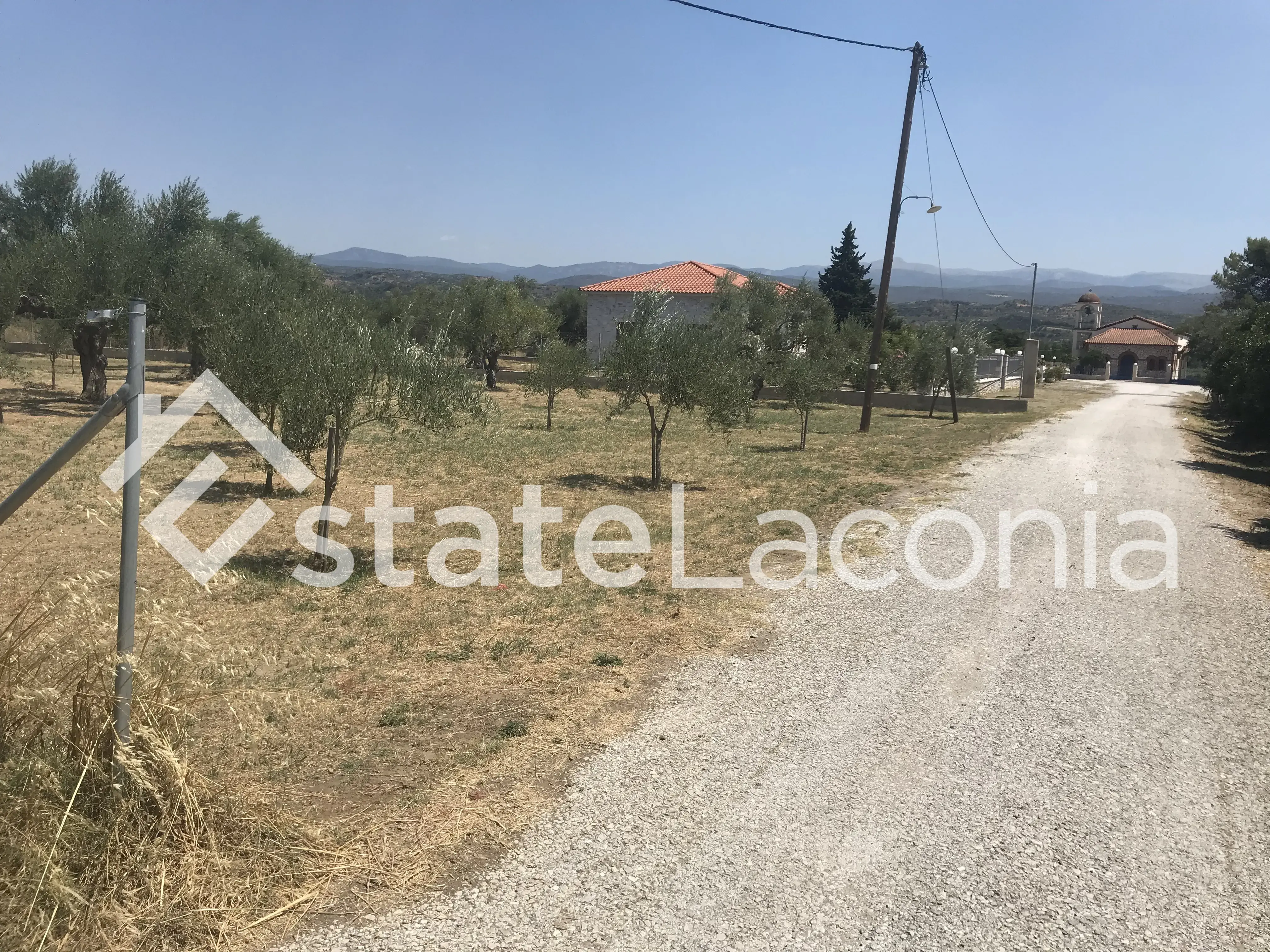 Land plot 2000sq.m.