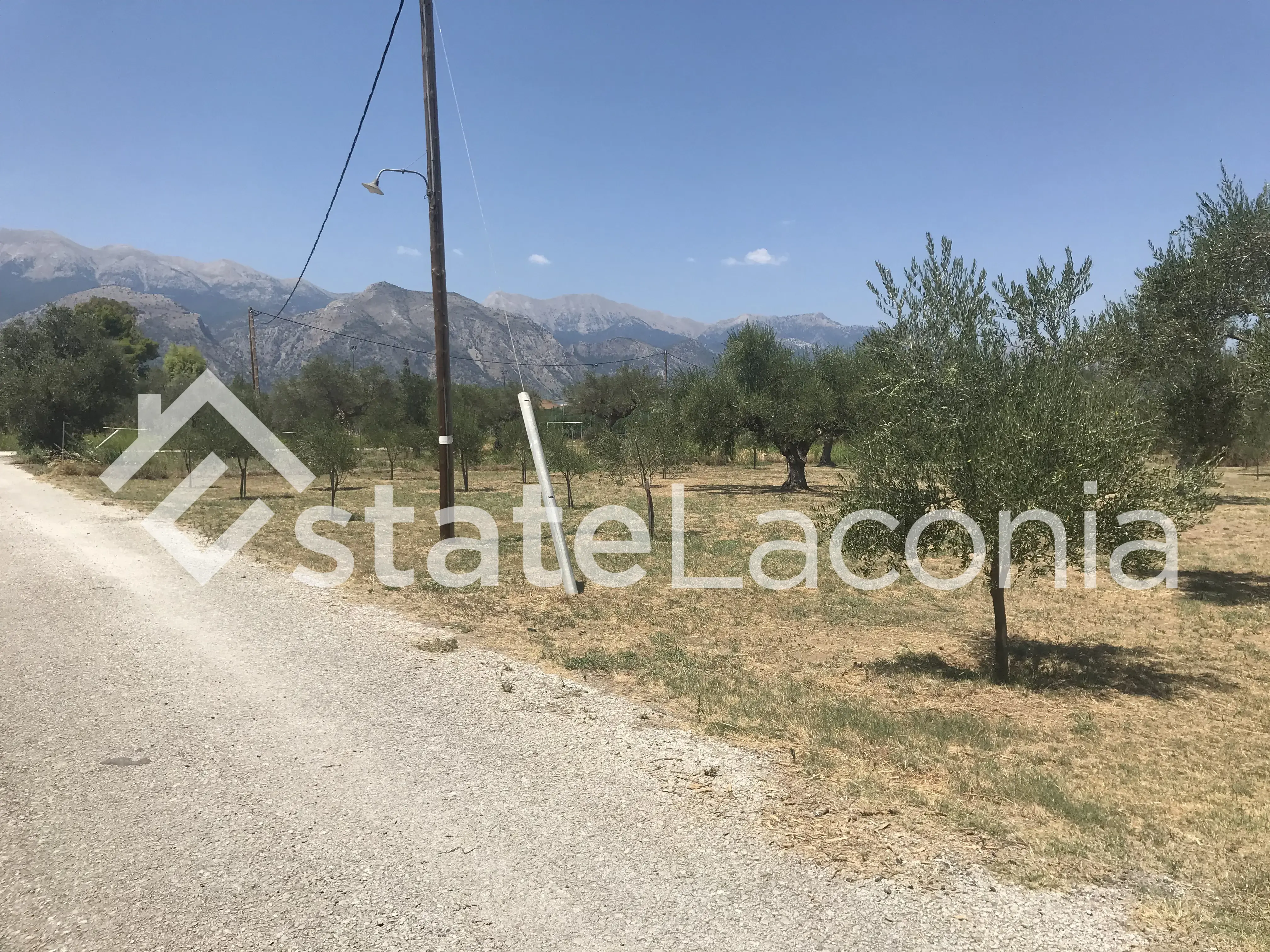 Land plot 2000sq.m.