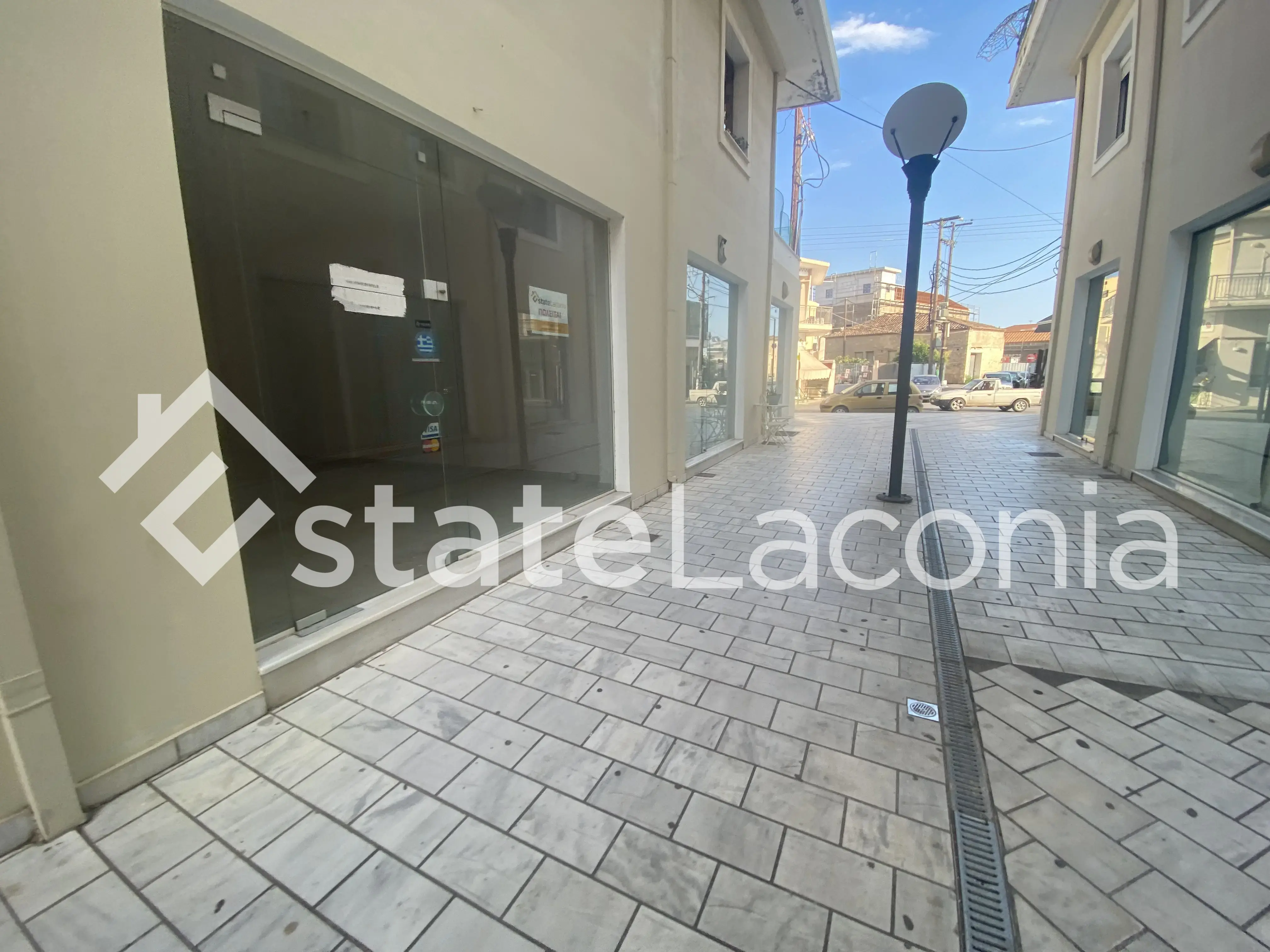 Store 100sq.m.