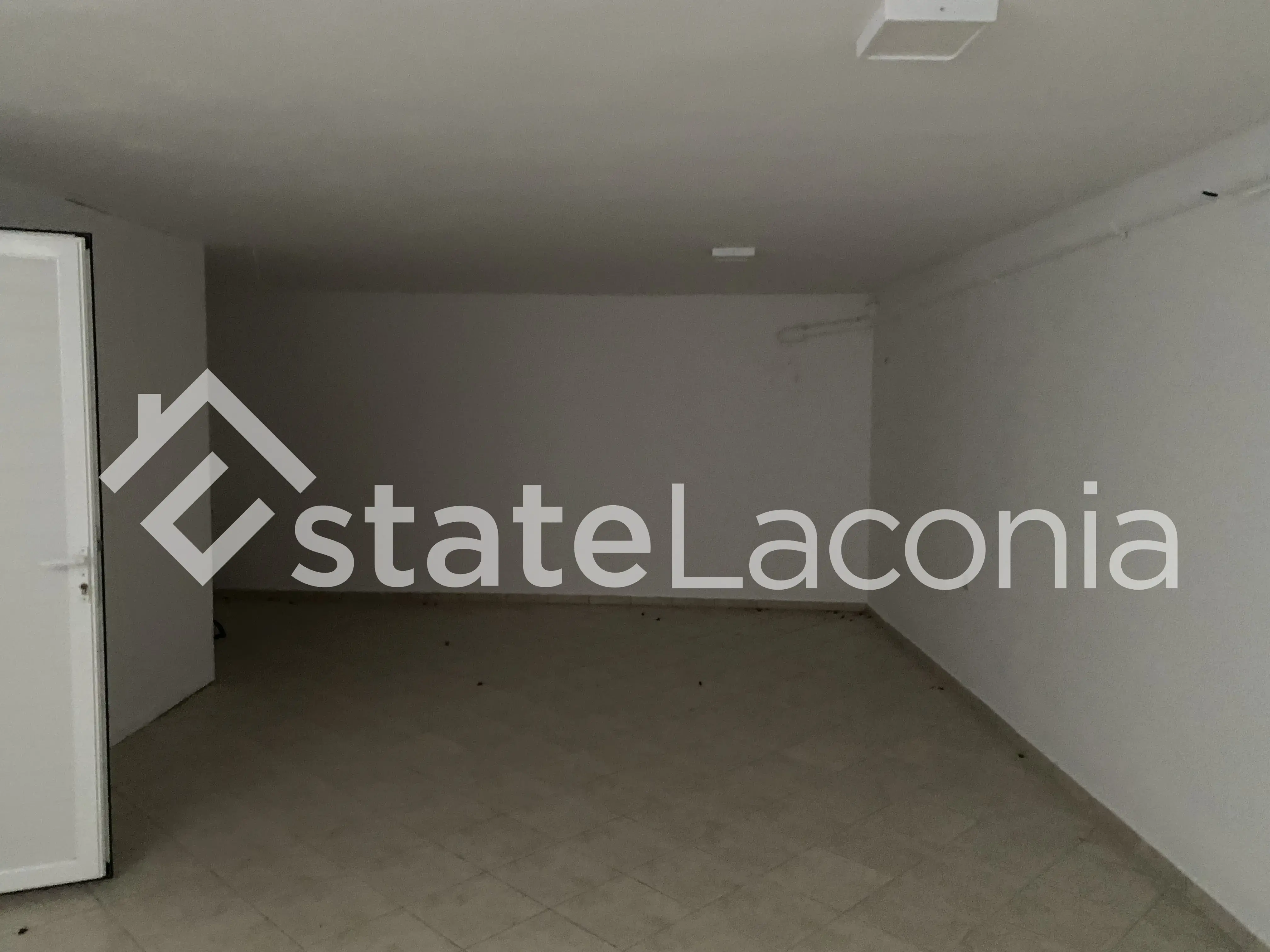 Store 105sq.m.